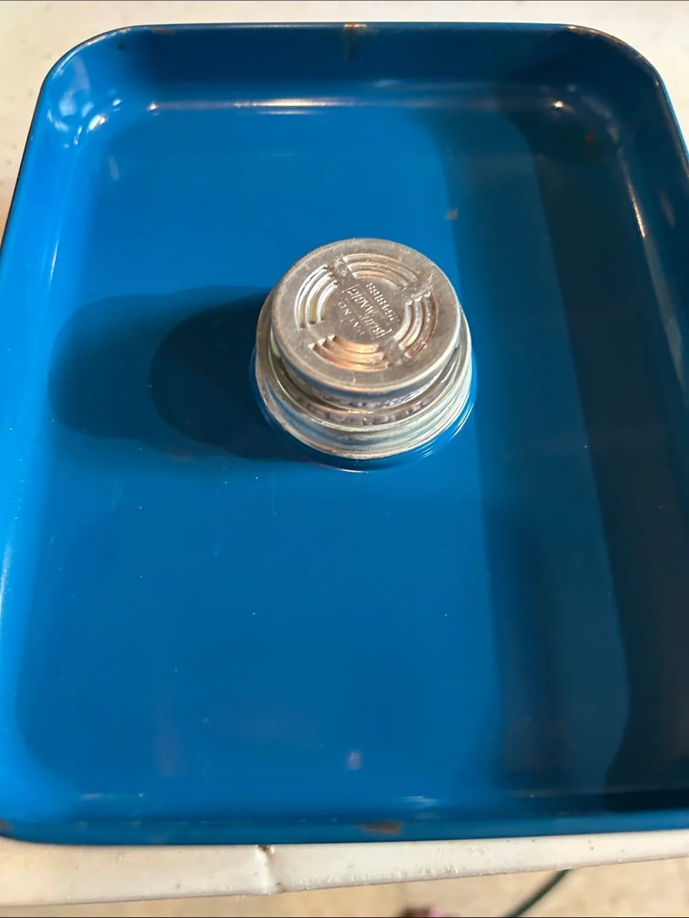 N/A branding classic canister